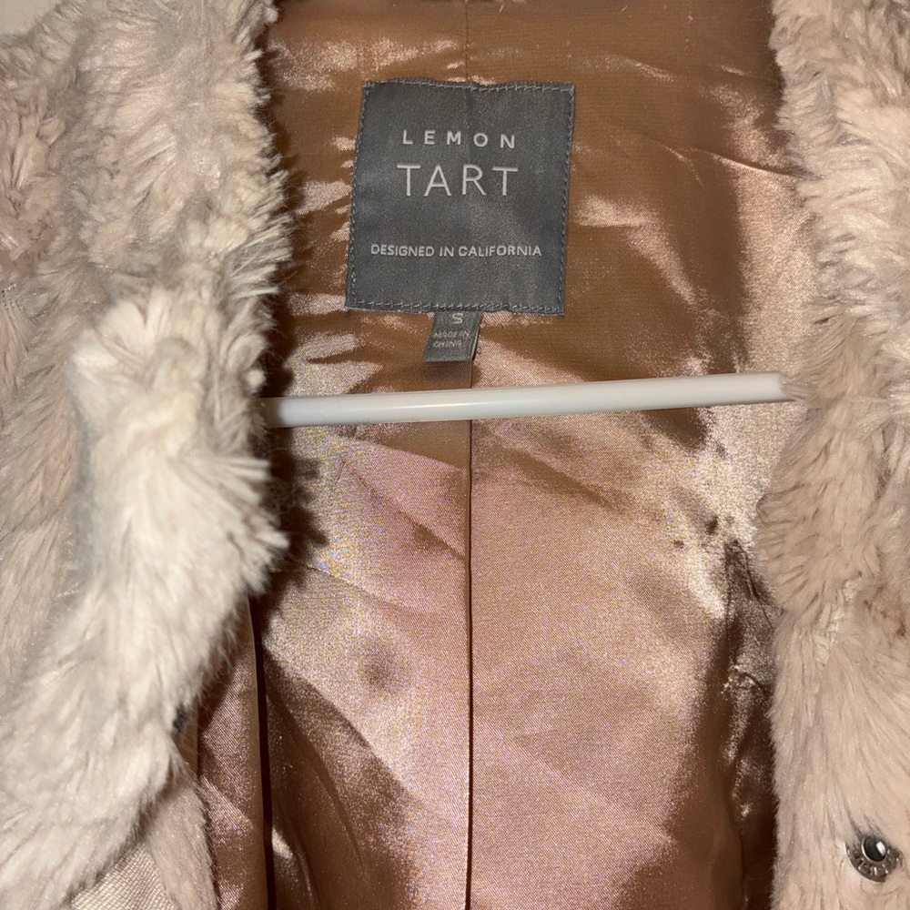 Lemon‎ Tart Women's Cream Faux Fur Coat Sz S